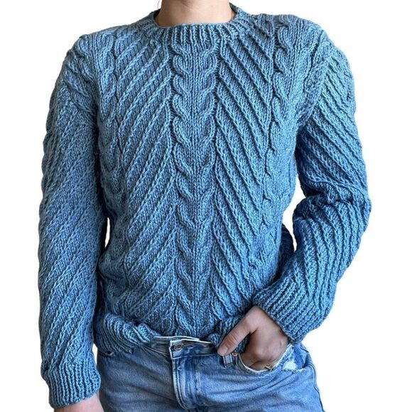 Hand Knit Womens Blue Cable Chunky Knit Fisherman Style Crewneck Sweater Sz M - Picture 1 of 6